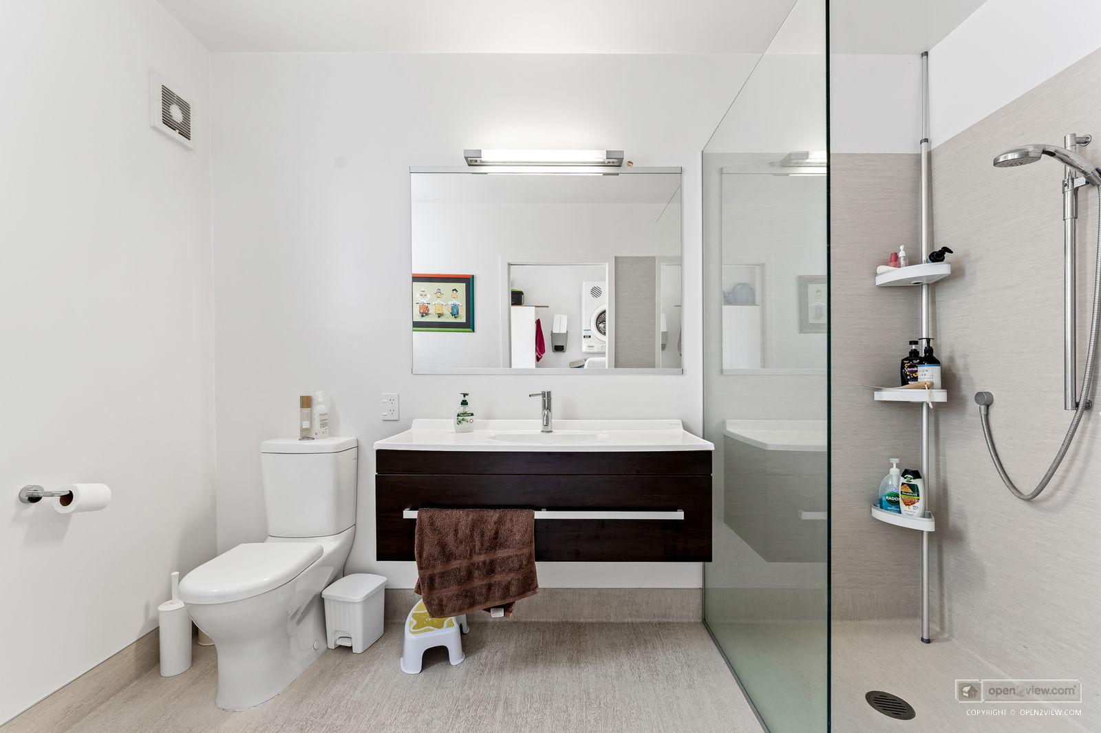 Slider image of 66  Oak River Drive, Auckland