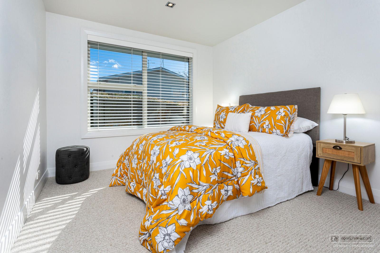 Slider image of 223B Hurstmere Road, Auckland