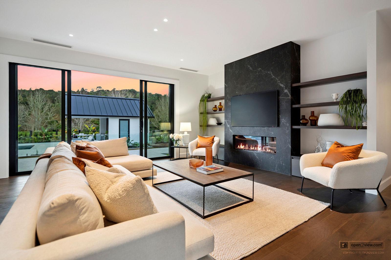 Slider image of 31 Robinson Road, Auckland