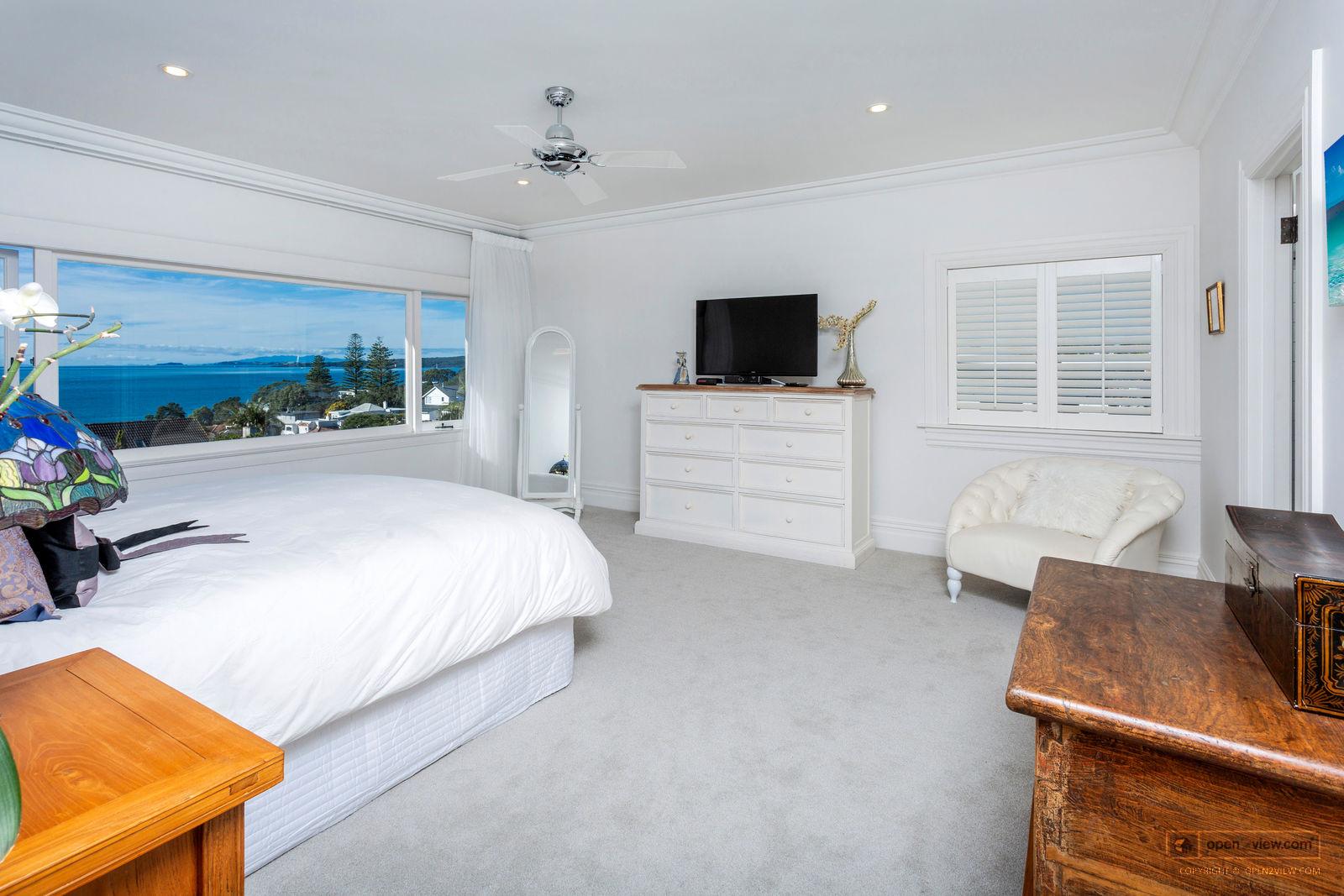 Slider image of 4 Brown Street, Auckland