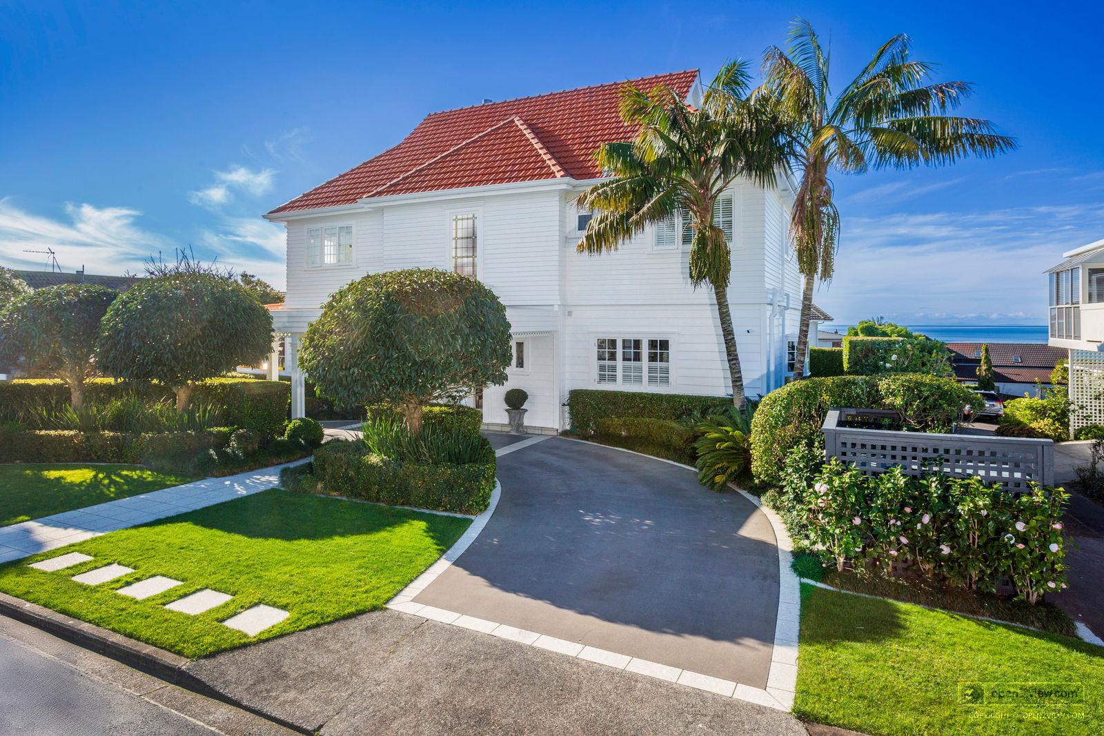 Slider image of 4 Brown Street, Auckland