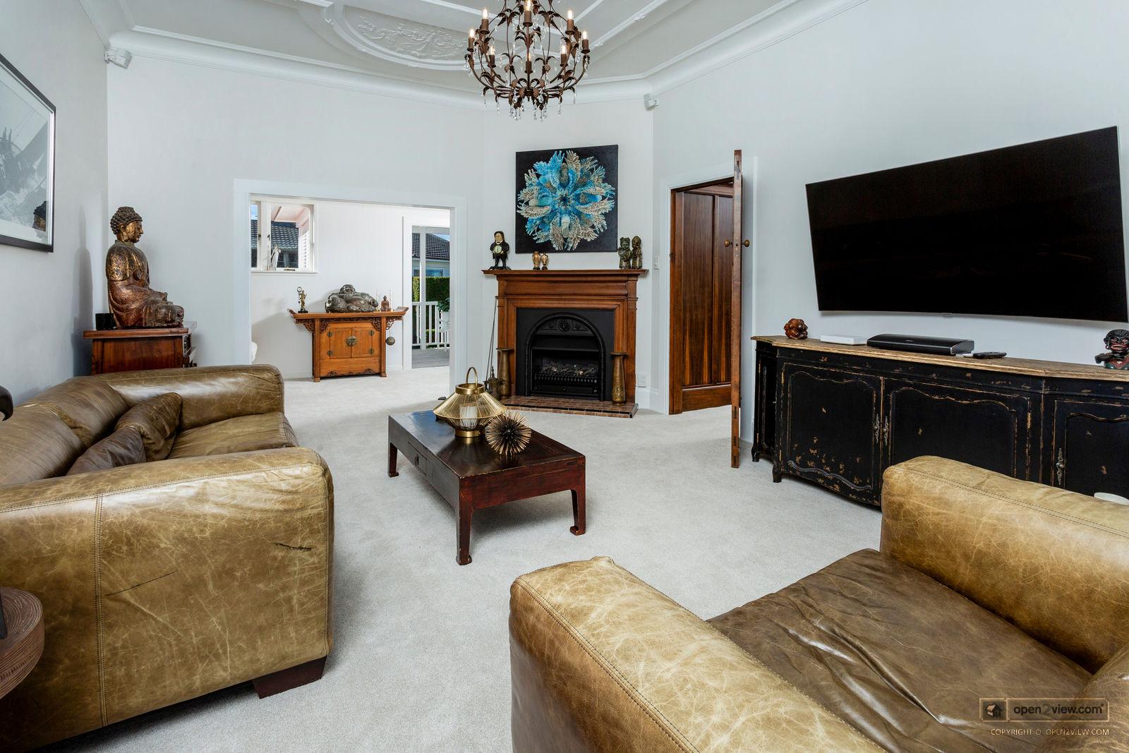 Slider image of 4 Brown Street, Auckland