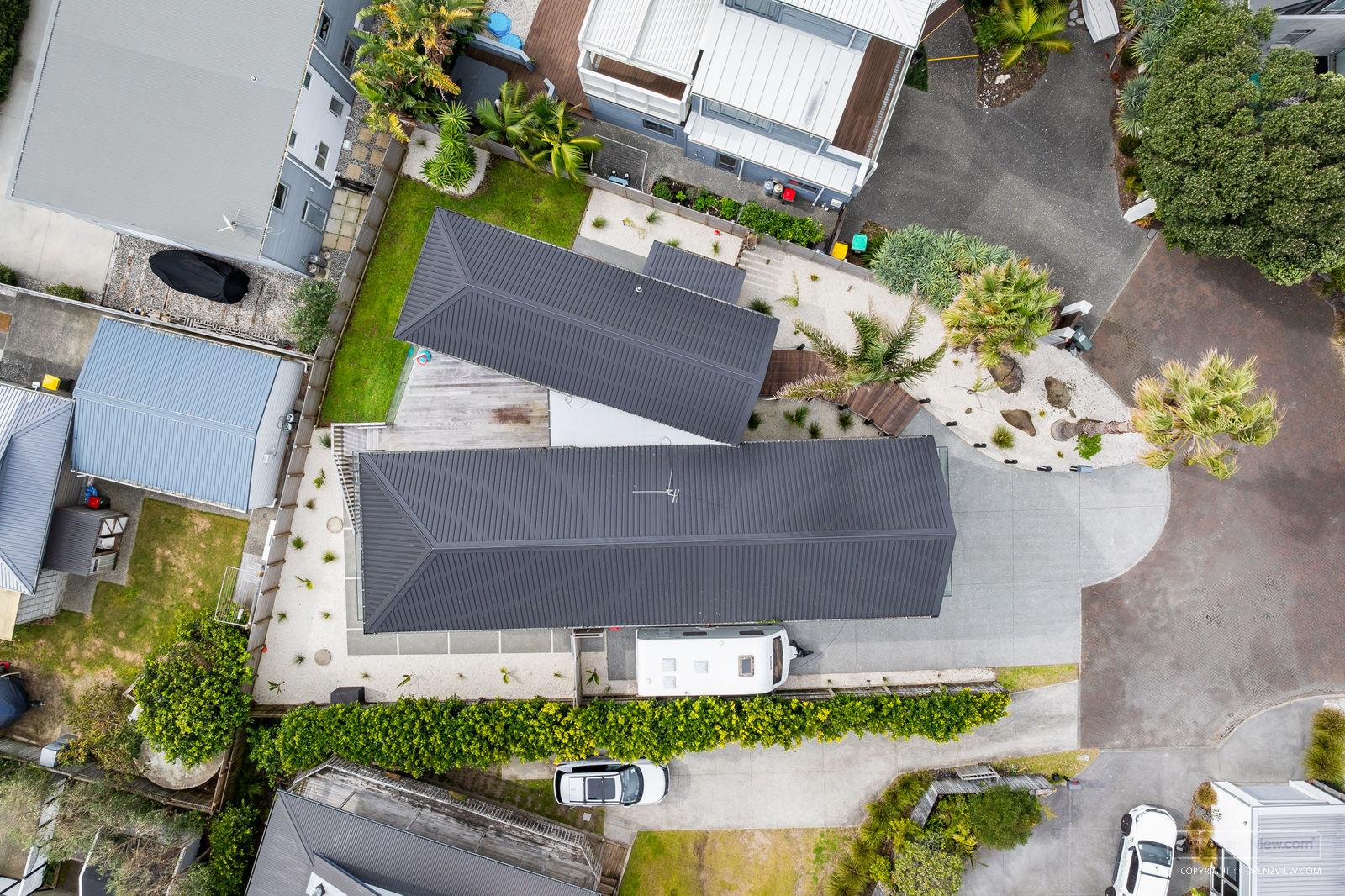Slider image of 10 May Way, Auckland
