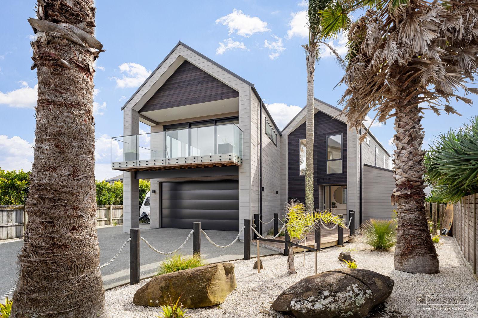 Slider image of 10 May Way, Auckland
