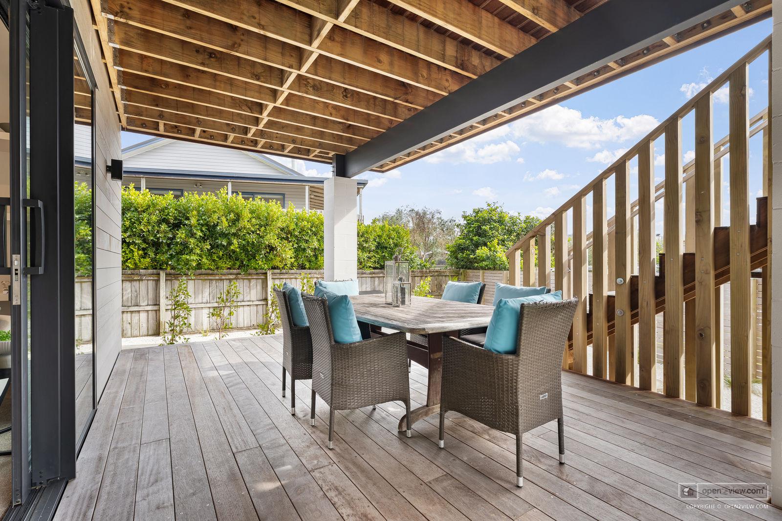 Slider image of 10 May Way, Auckland