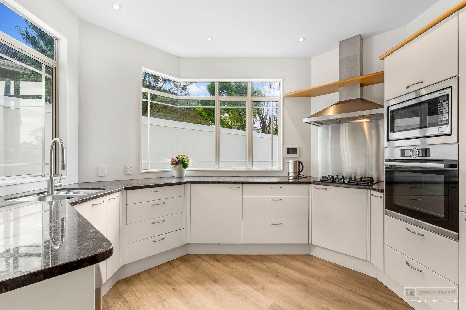 Slider image of 1/6 Campbell Road, Auckland