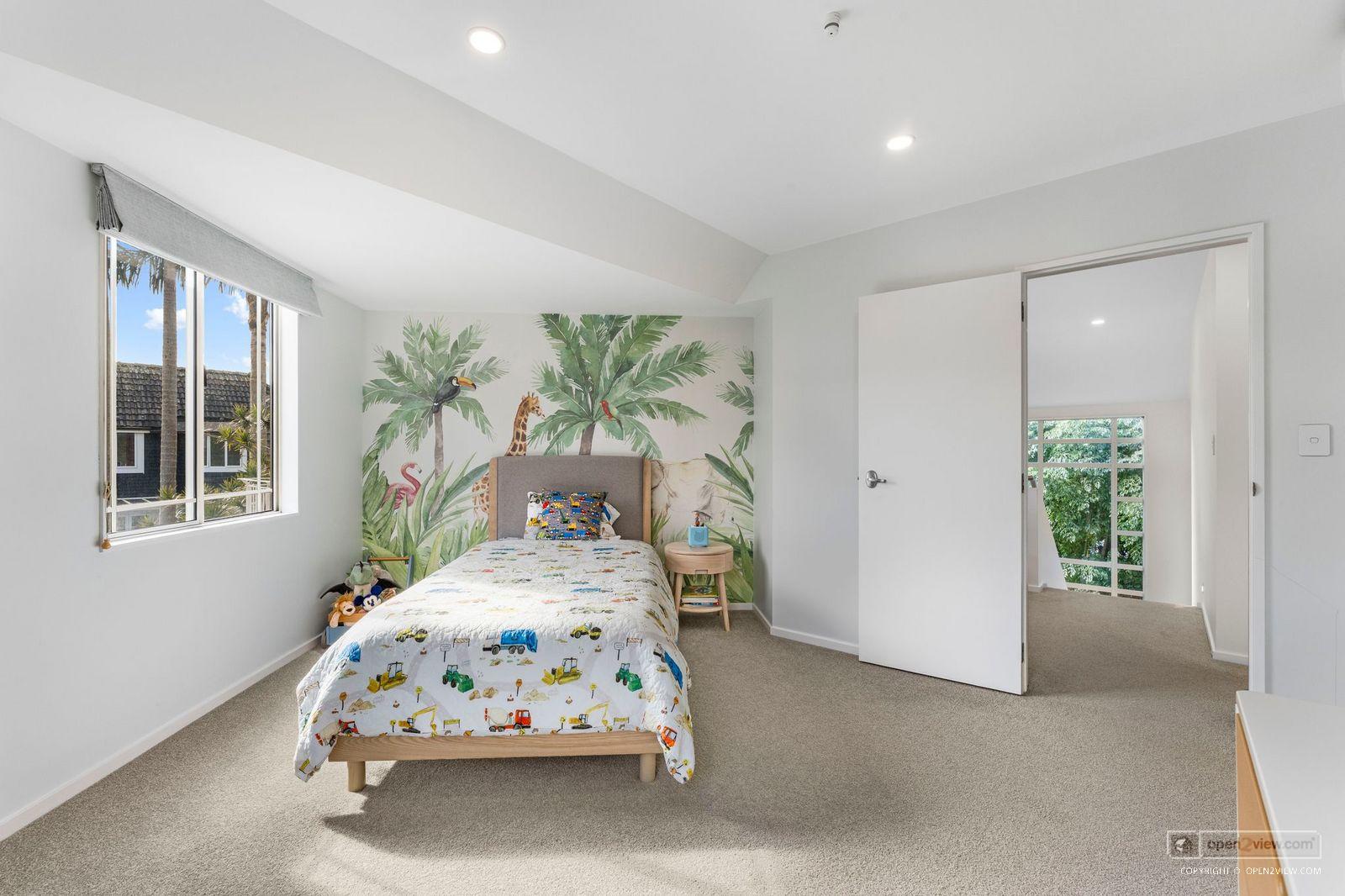 Slider image of 1/6 Campbell Road, Auckland