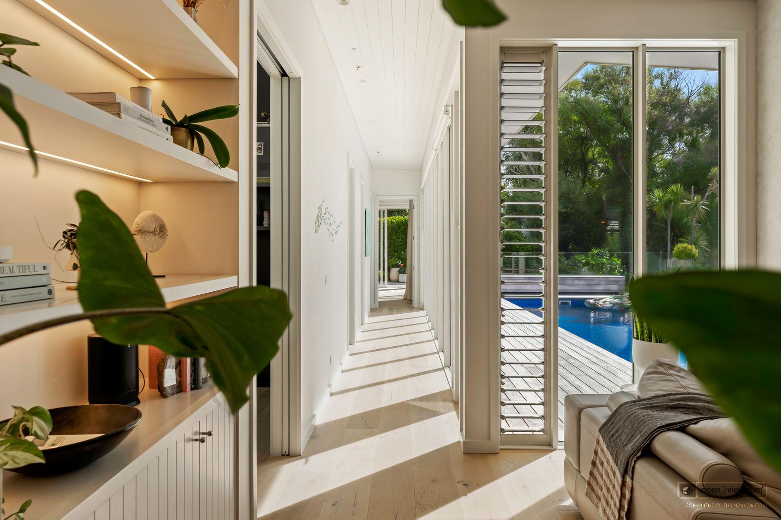 Slider image of 34 Torea Road, Auckland