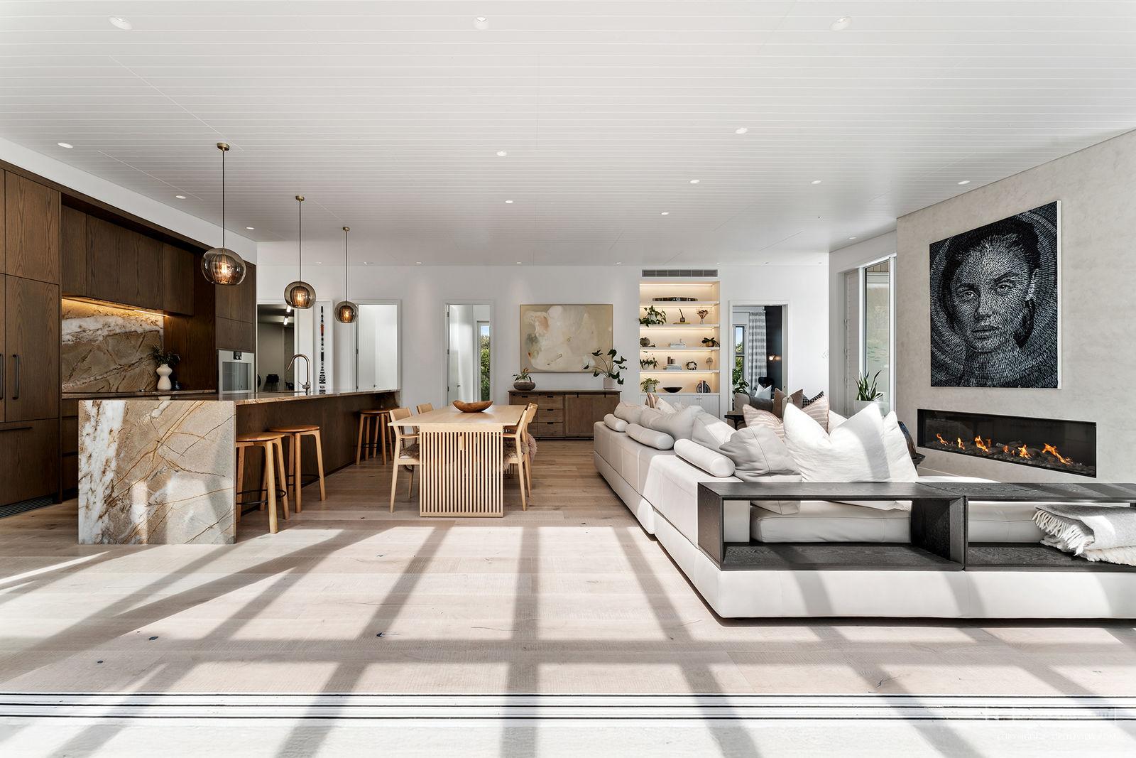 Slider image of 34 Torea Road, Auckland