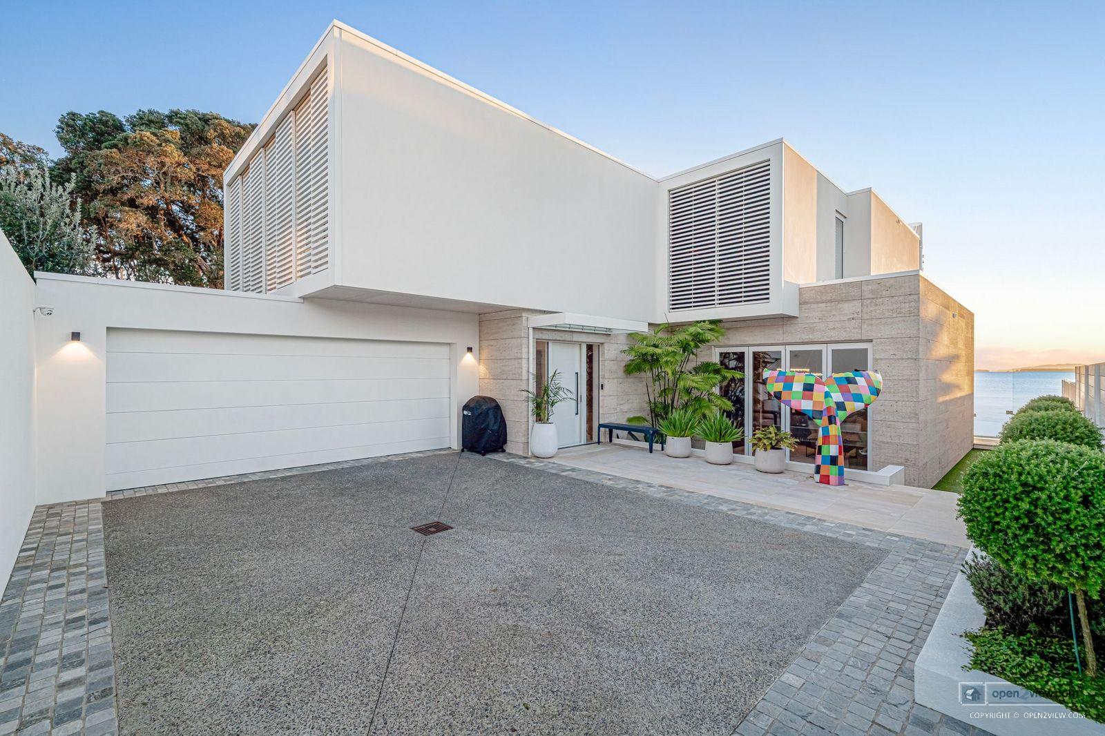 Slider image of 26 Blomfield Spa, Auckland