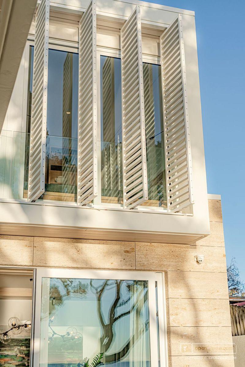 Slider image of 26 Blomfield Spa, Auckland