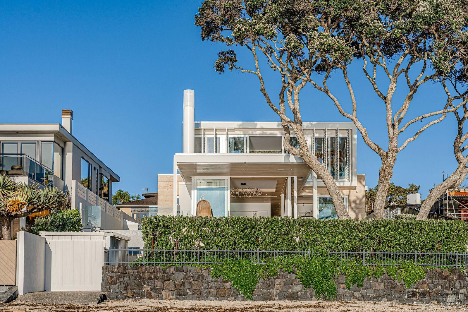 Slider image of 26 Blomfield Spa, Auckland