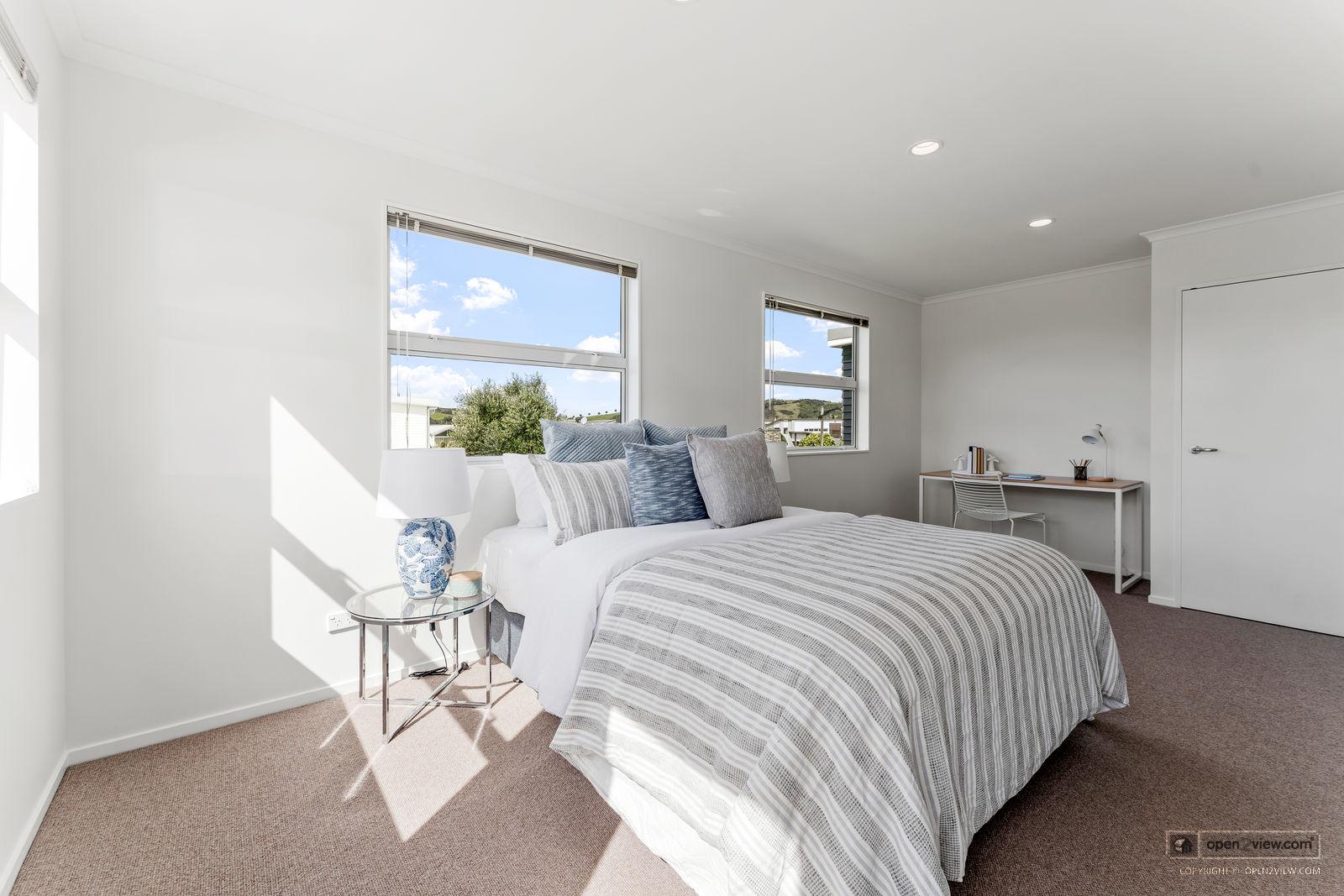 Slider image of 4 Tio Lane, Auckland