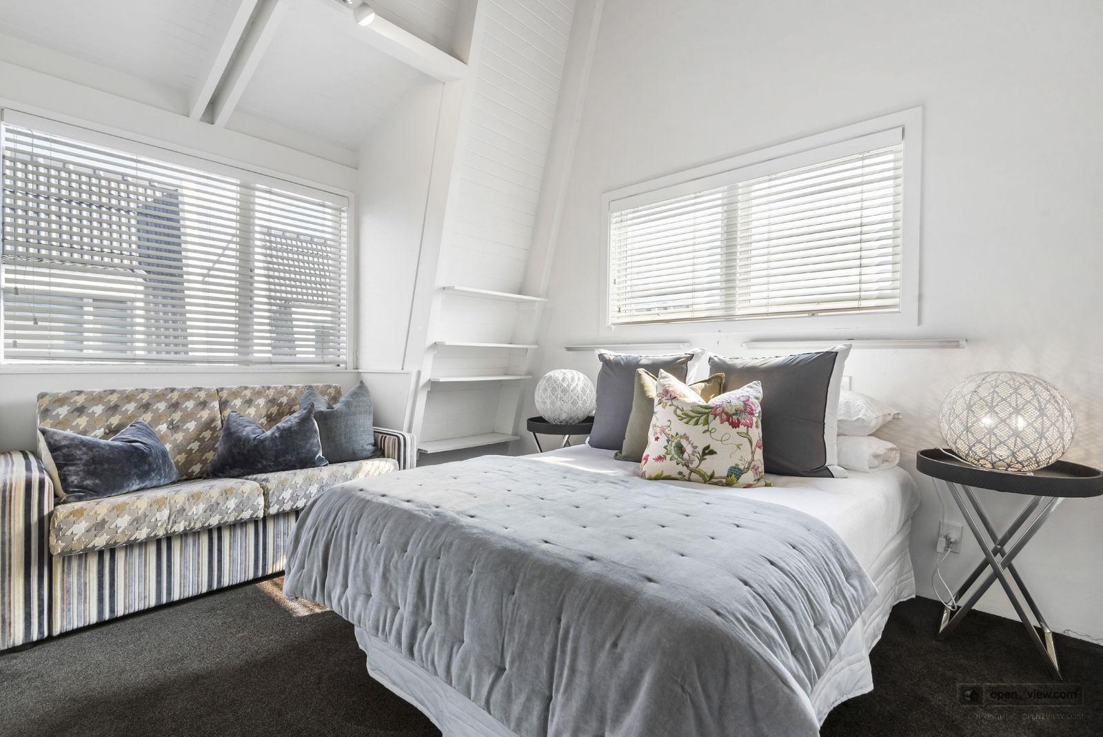 Slider image of 13/212 Hurstmere Road, Auckland