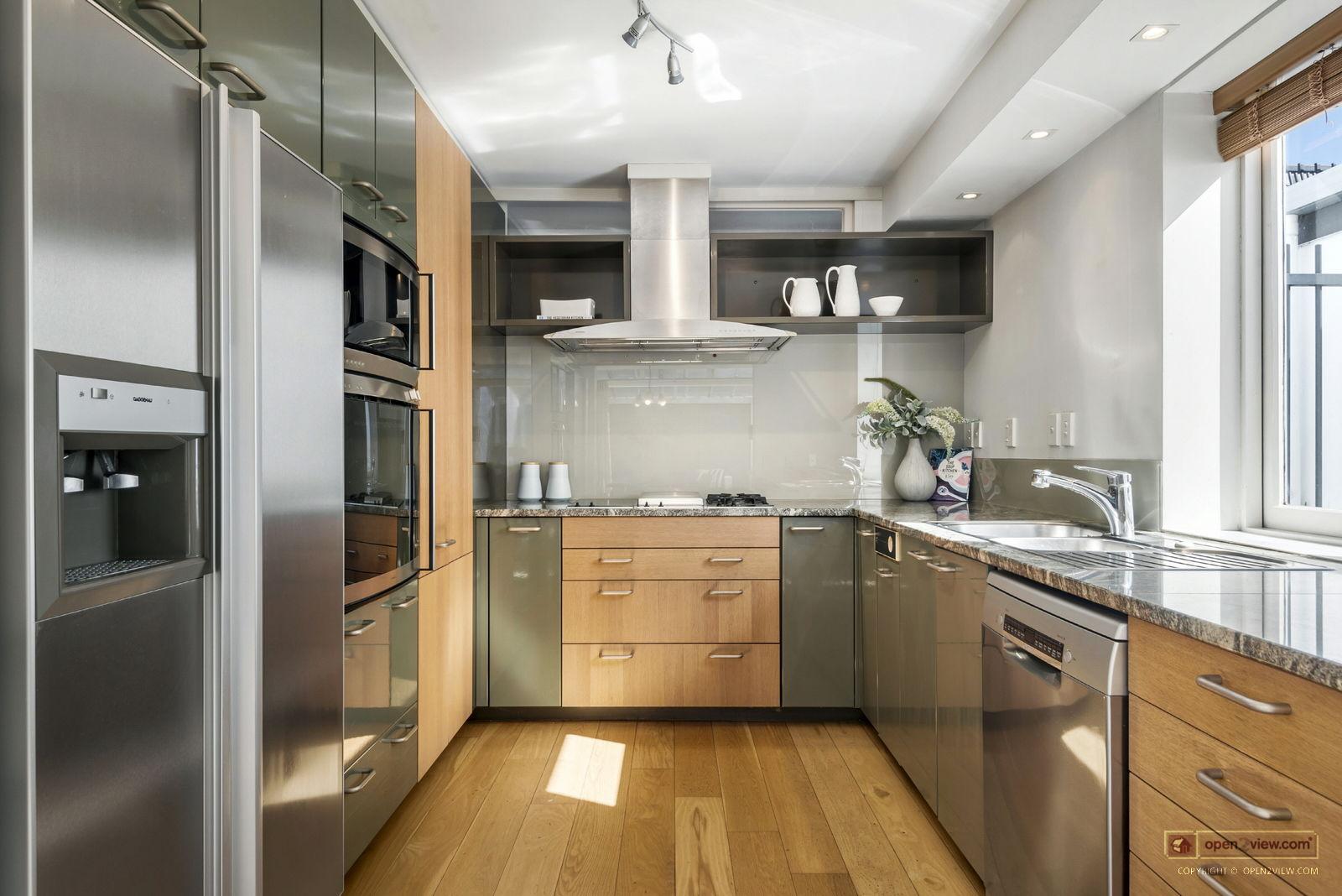Slider image of 13/212 Hurstmere Road, Auckland