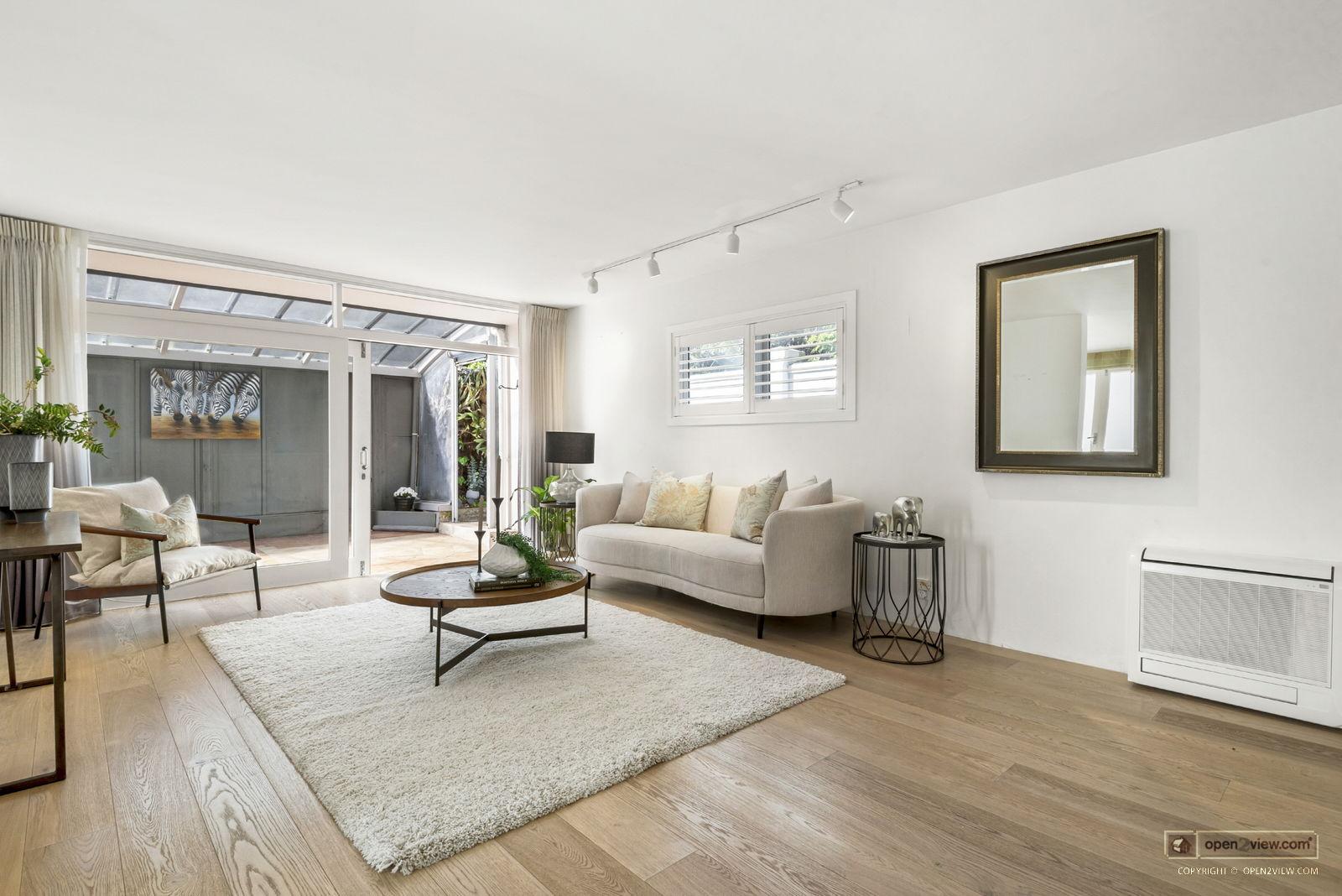 Slider image of 13/212 Hurstmere Road, Auckland