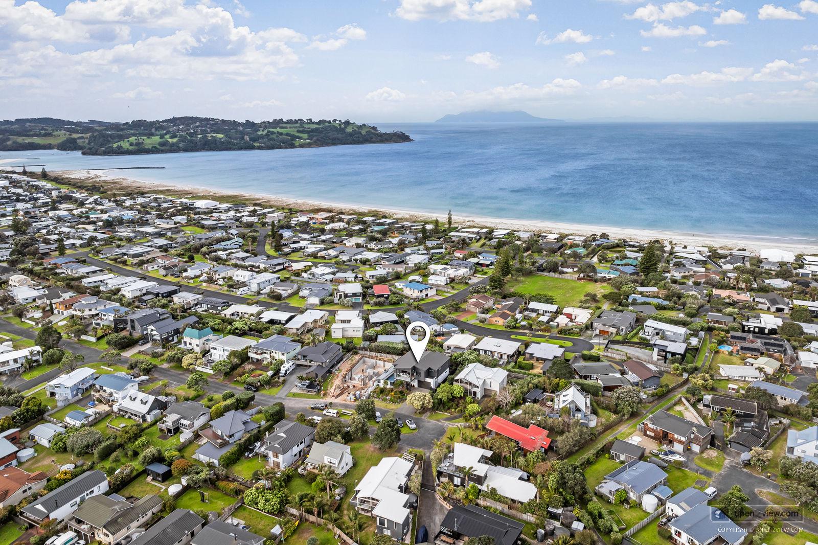 Slider image of 30 Caroline Heights, Auckland