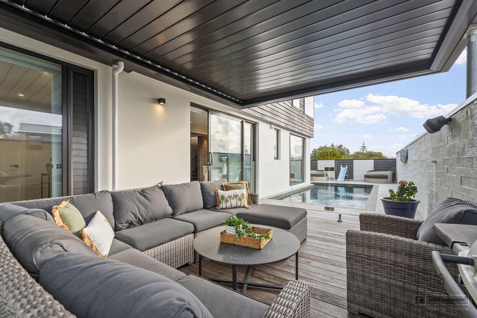 Slider image of 30 Caroline Heights, Auckland