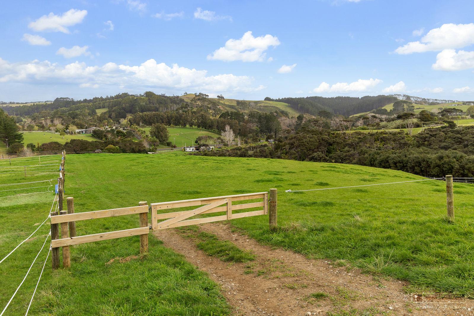 Slider image of 154 Muriwai Valley Road, Auckland