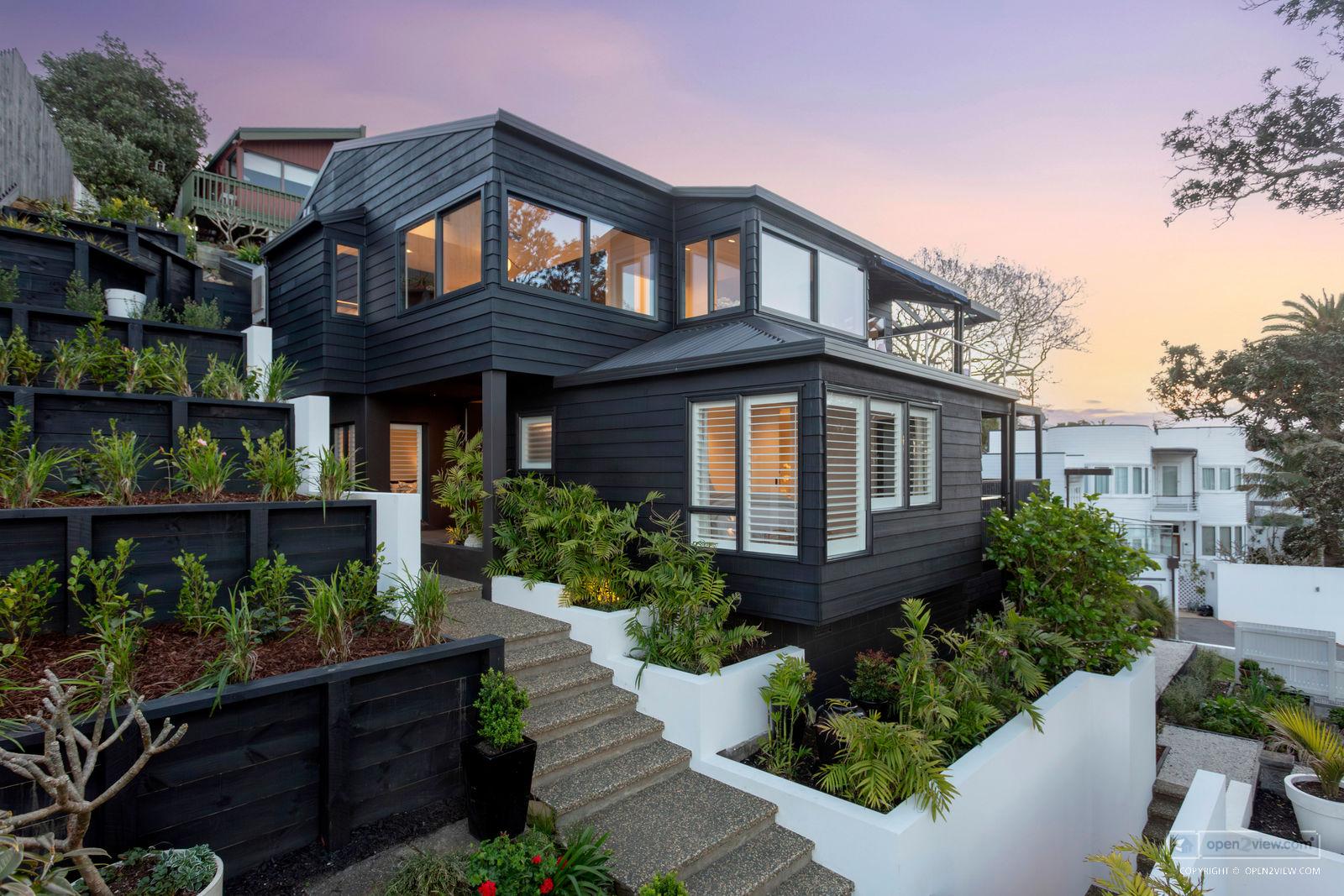 Featured image of 19 Audrey Road, Auckland