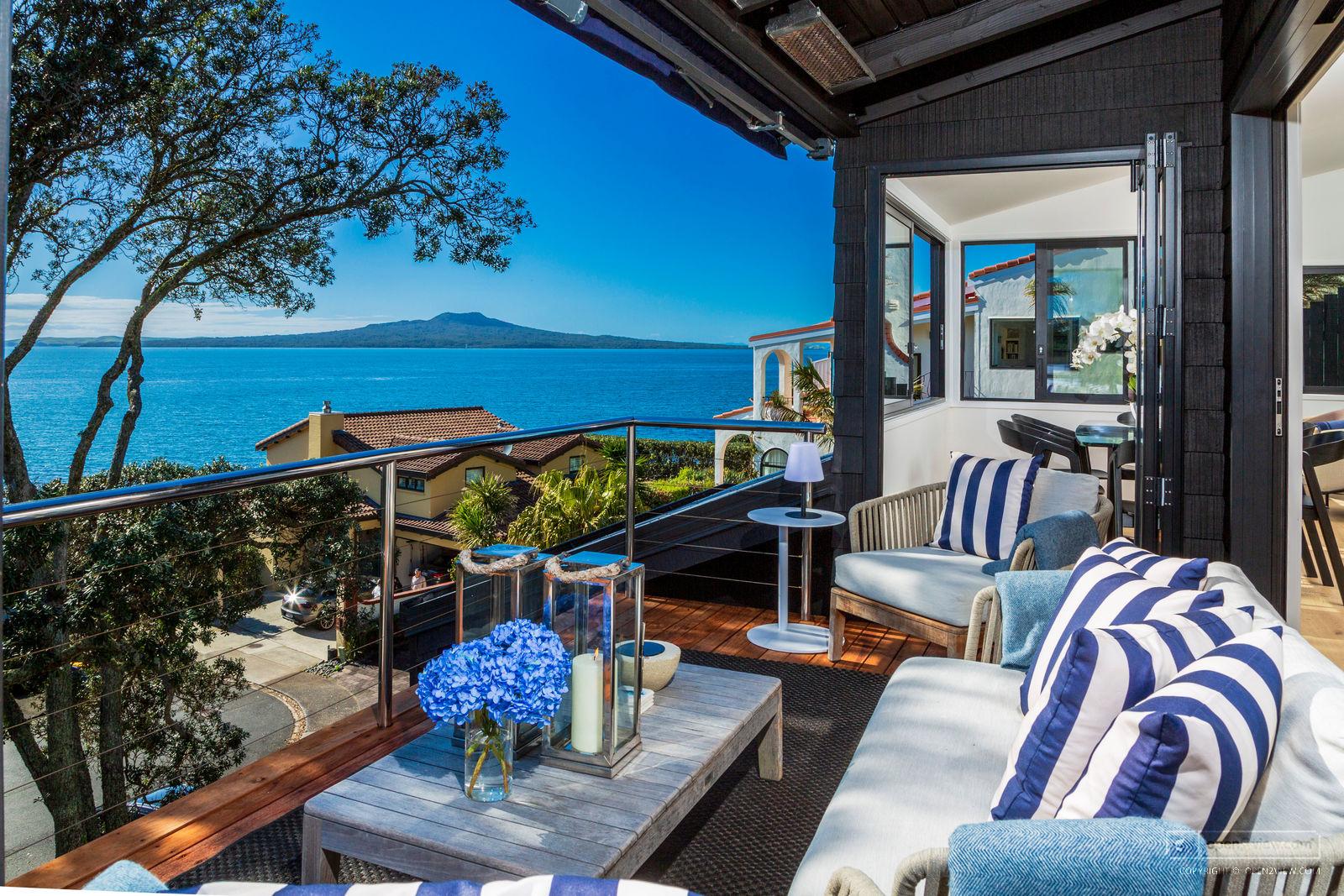 Slider image of 19 Audrey Road, Auckland