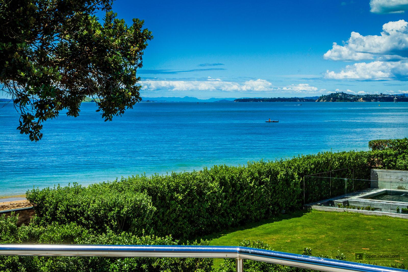 Slider image of 30 Oxford Terrace, Auckland