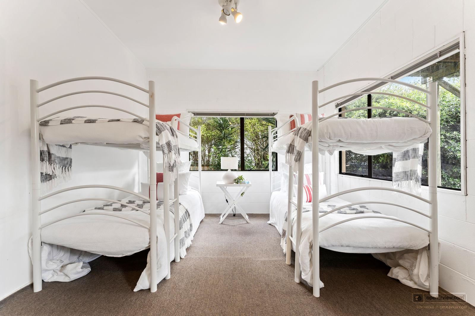 Slider image of 17 Caroline Heights, Auckland