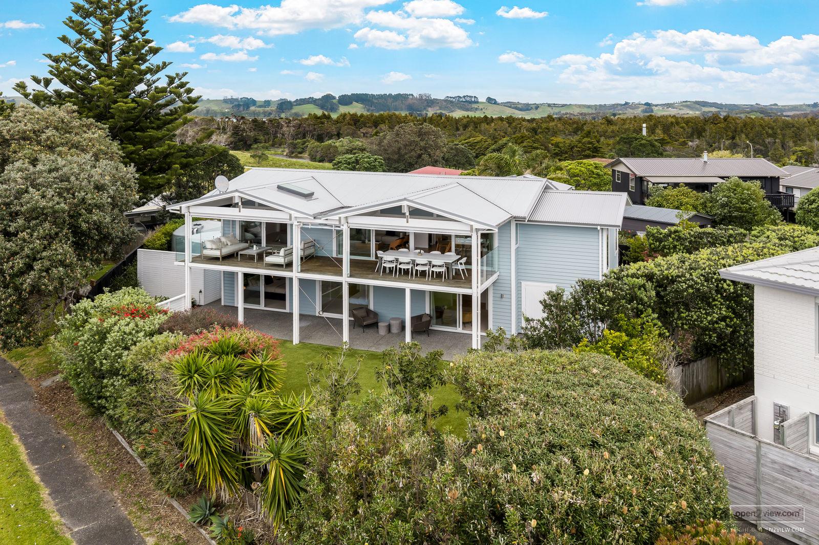 Featured image of 11 Argo Rise, Auckland