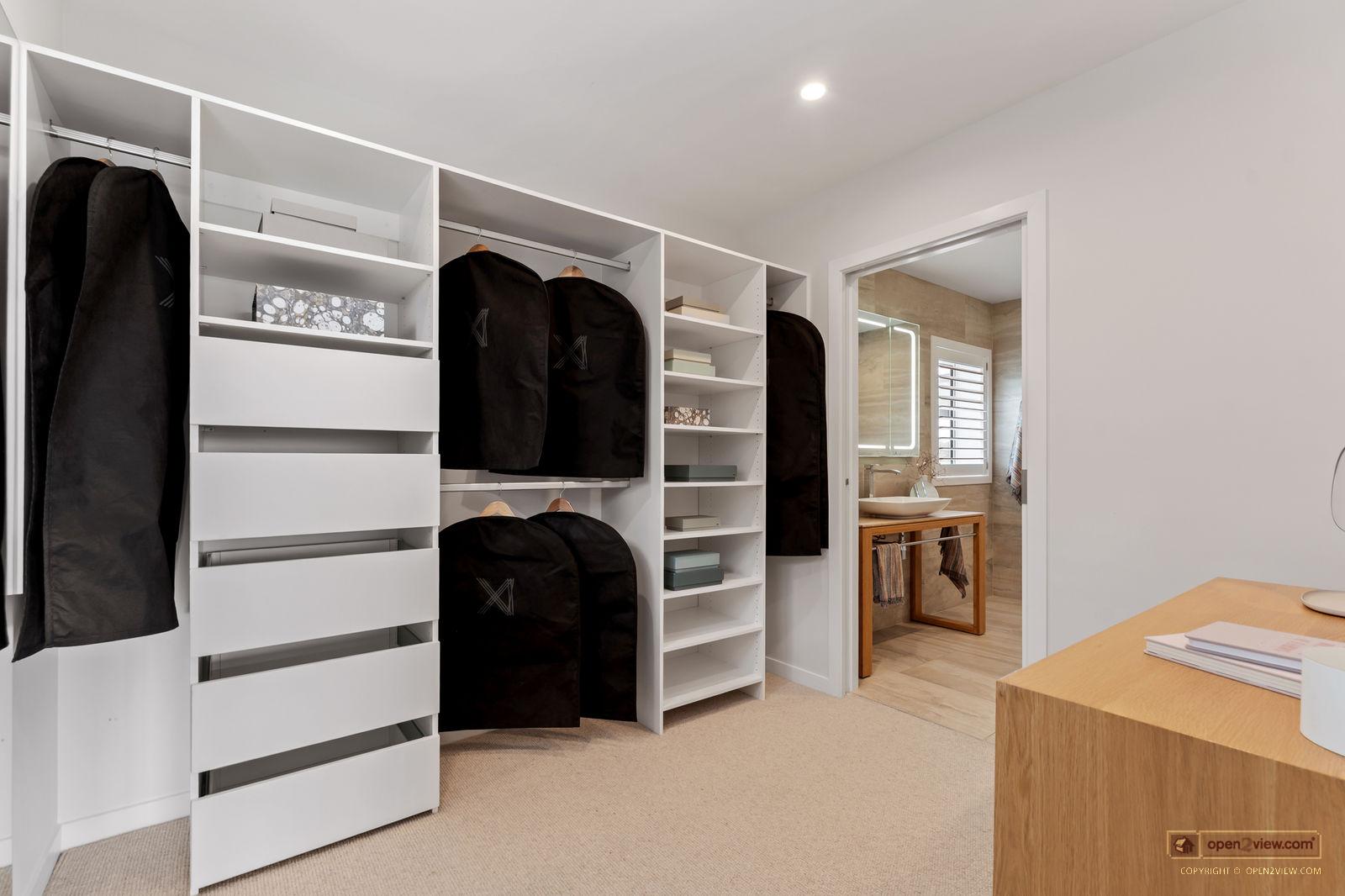 Slider image of 11 Argo Rise, Auckland