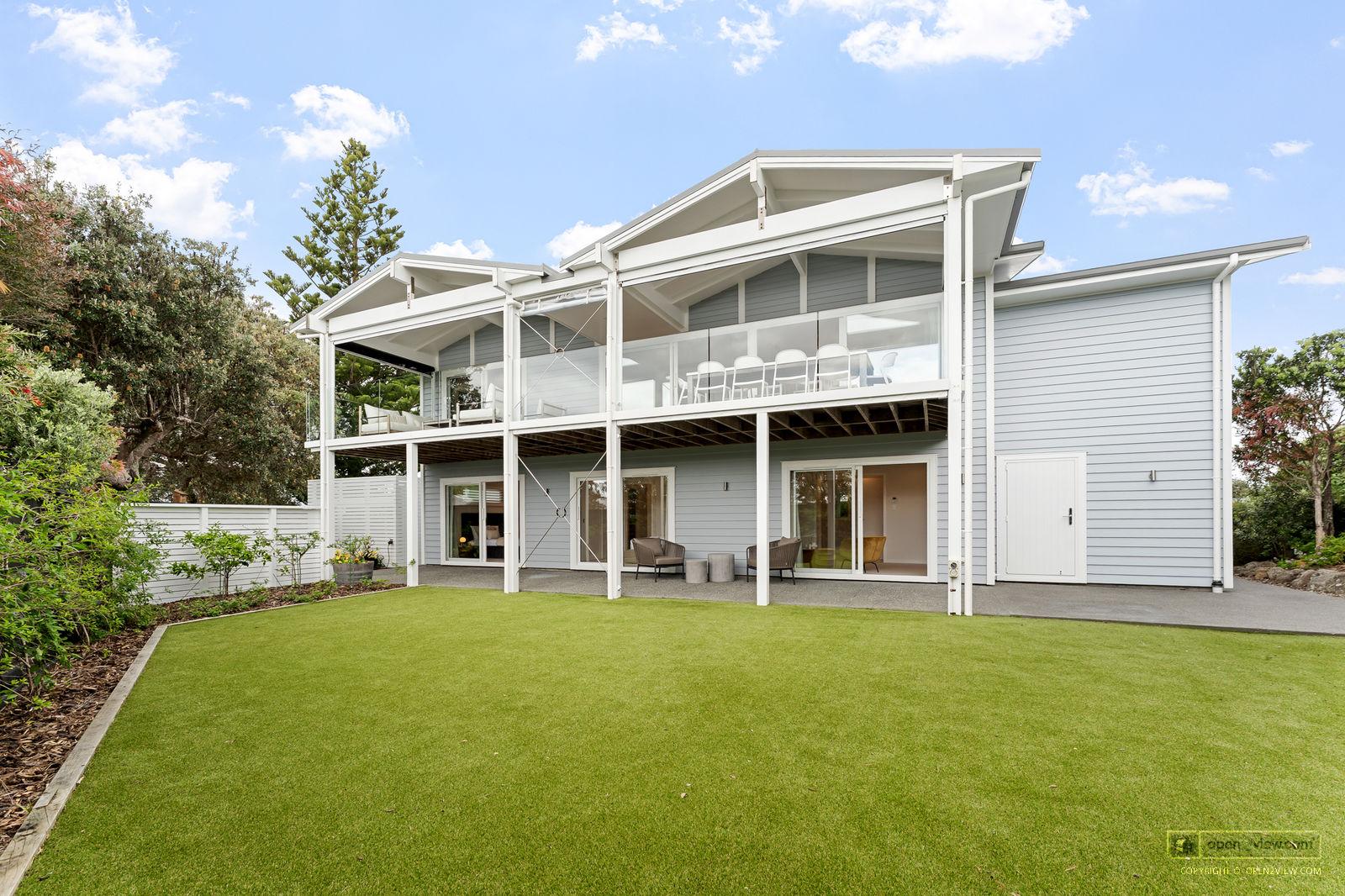 Slider image of 11 Argo Rise, Auckland