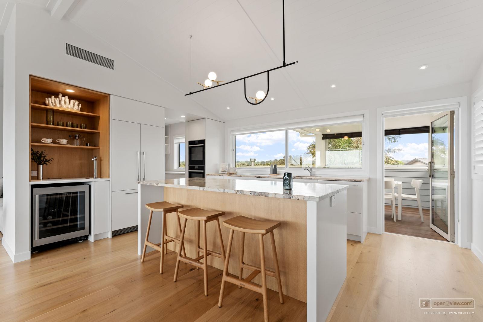 Slider image of 11 Argo Rise, Auckland