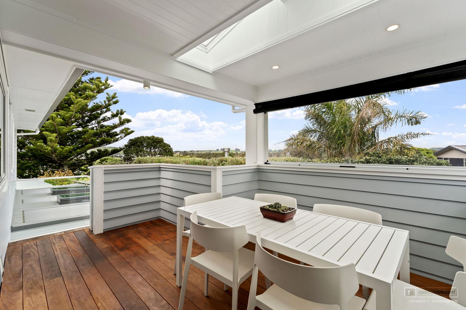Slider image of 11 Argo Rise, Auckland