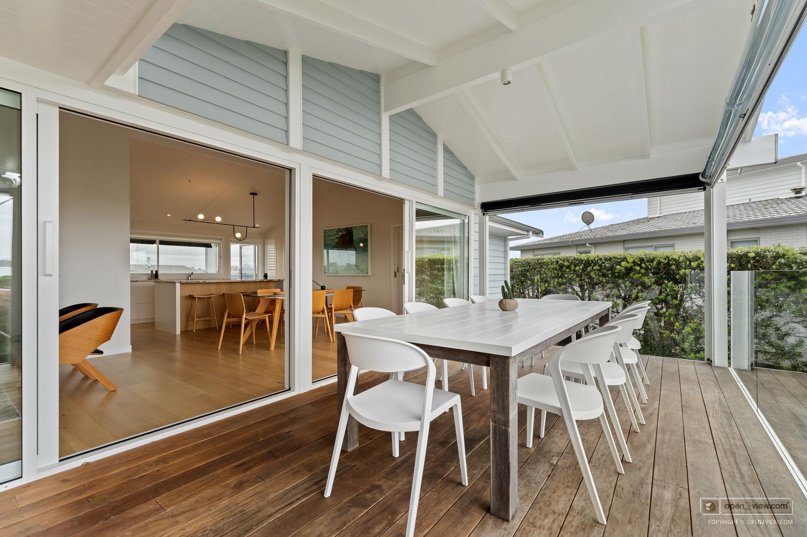 Slider image of 11 Argo Rise, Auckland