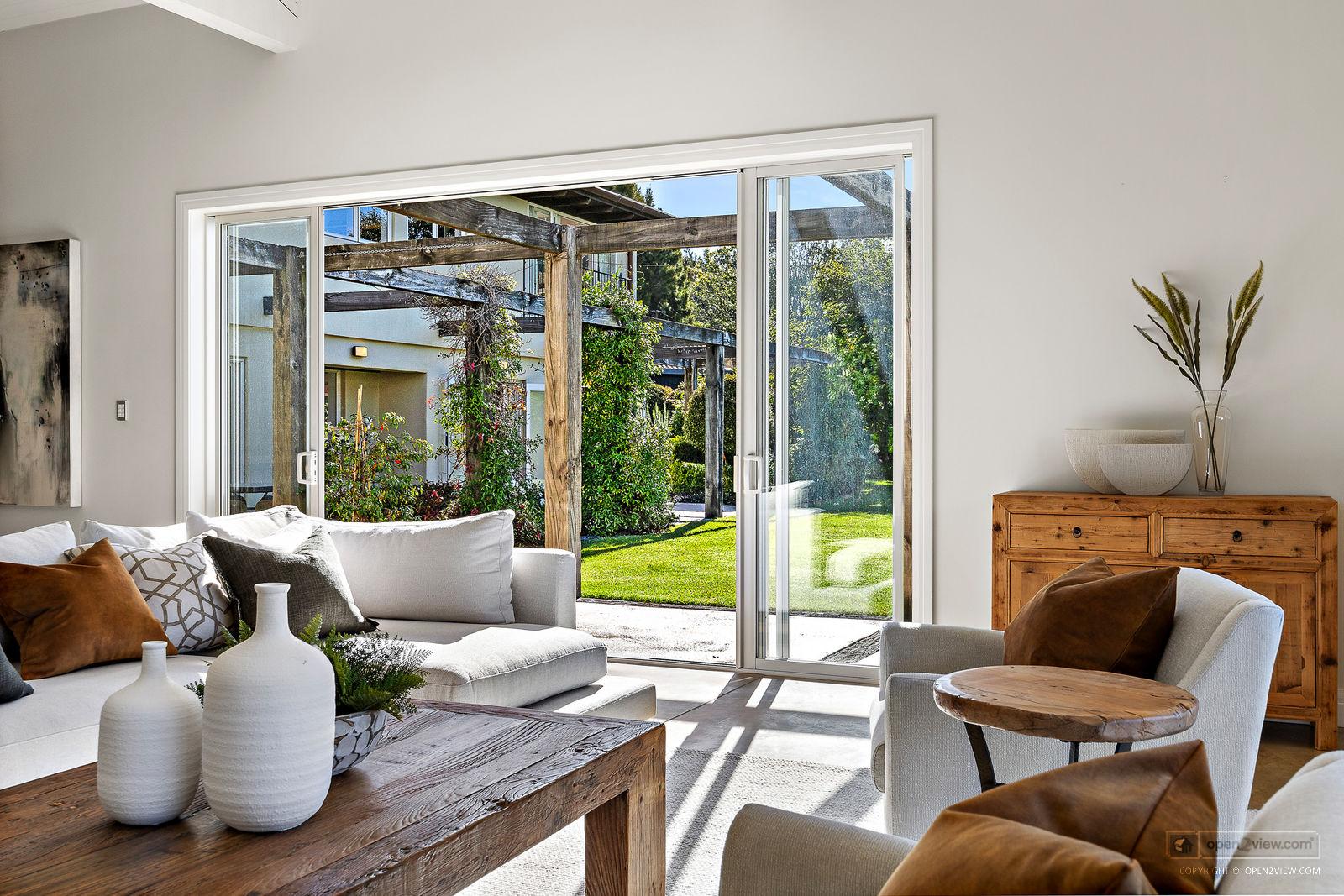 Slider image of 5 Dysart Lane, Auckland