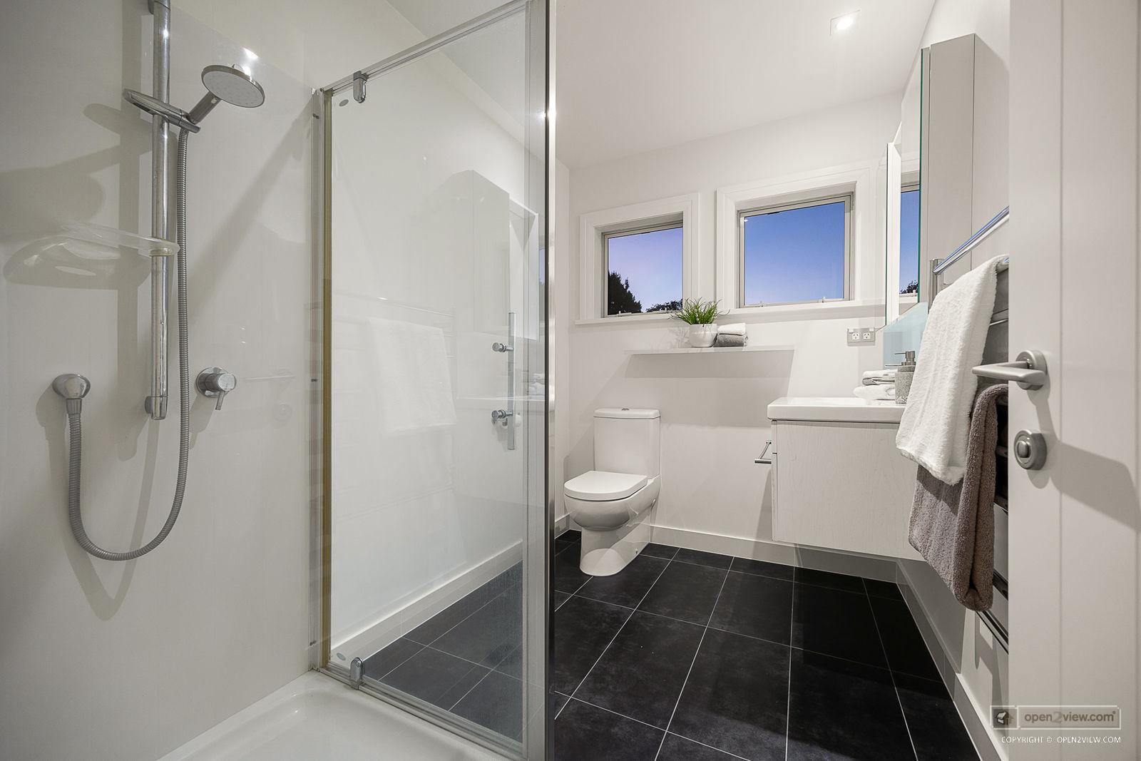 Slider image of 5 Dysart Lane, Auckland