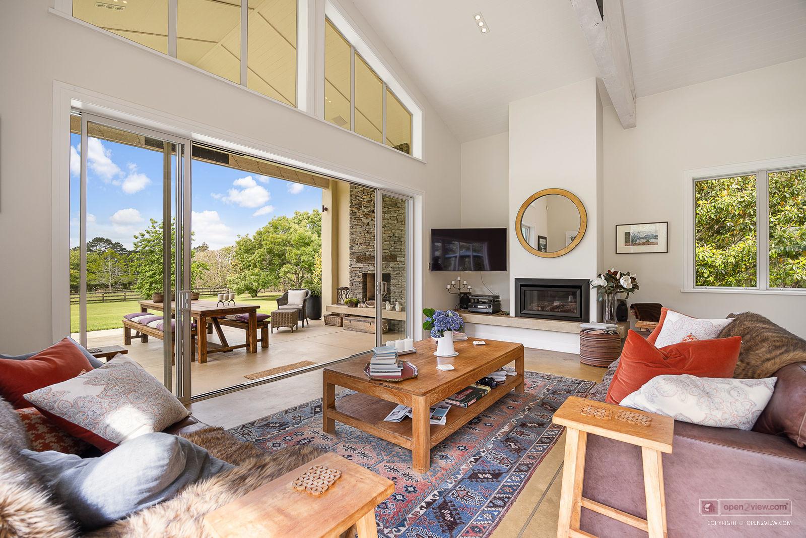 Slider image of 5 Dysart Lane, Auckland