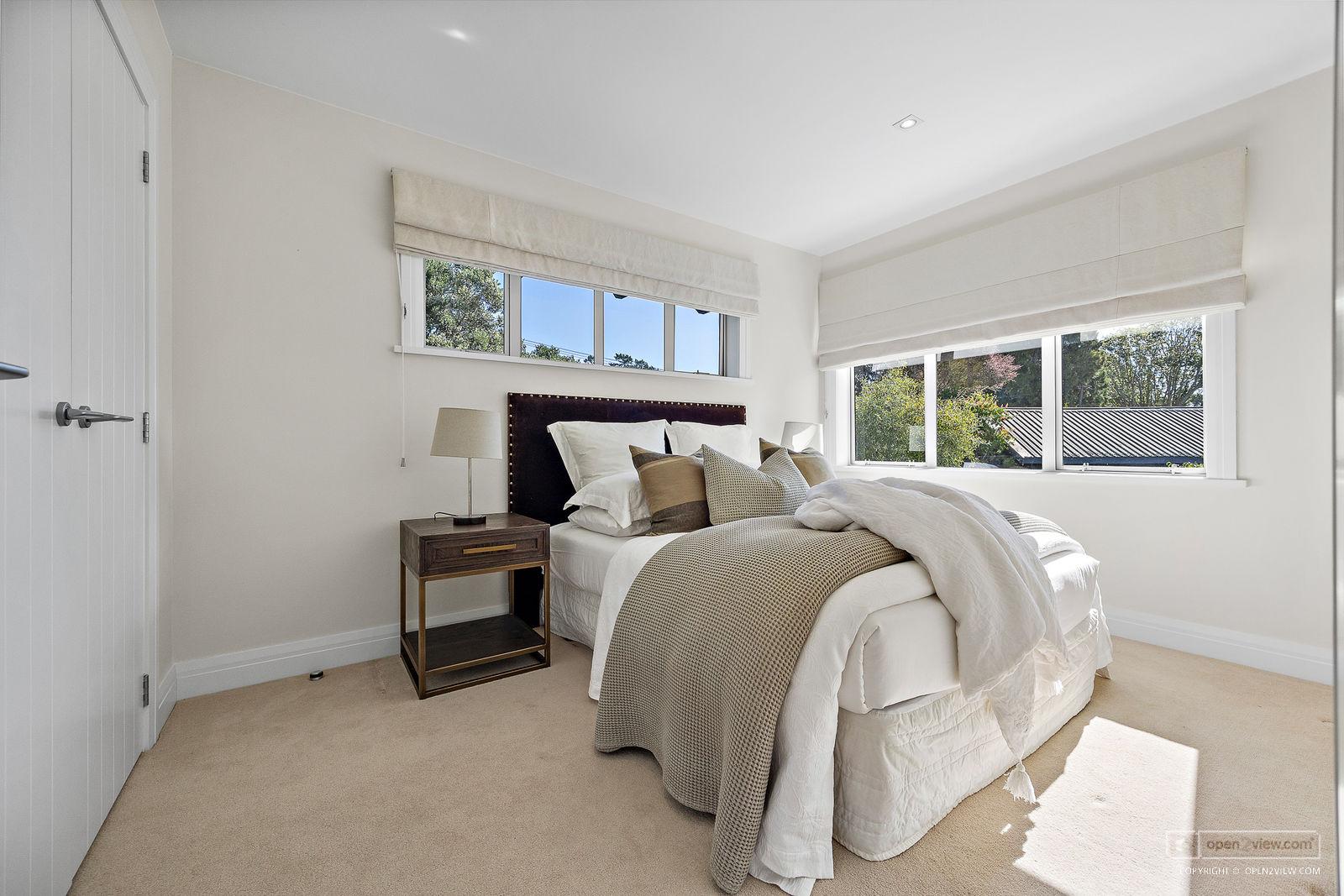 Slider image of 5 Dysart Lane, Auckland