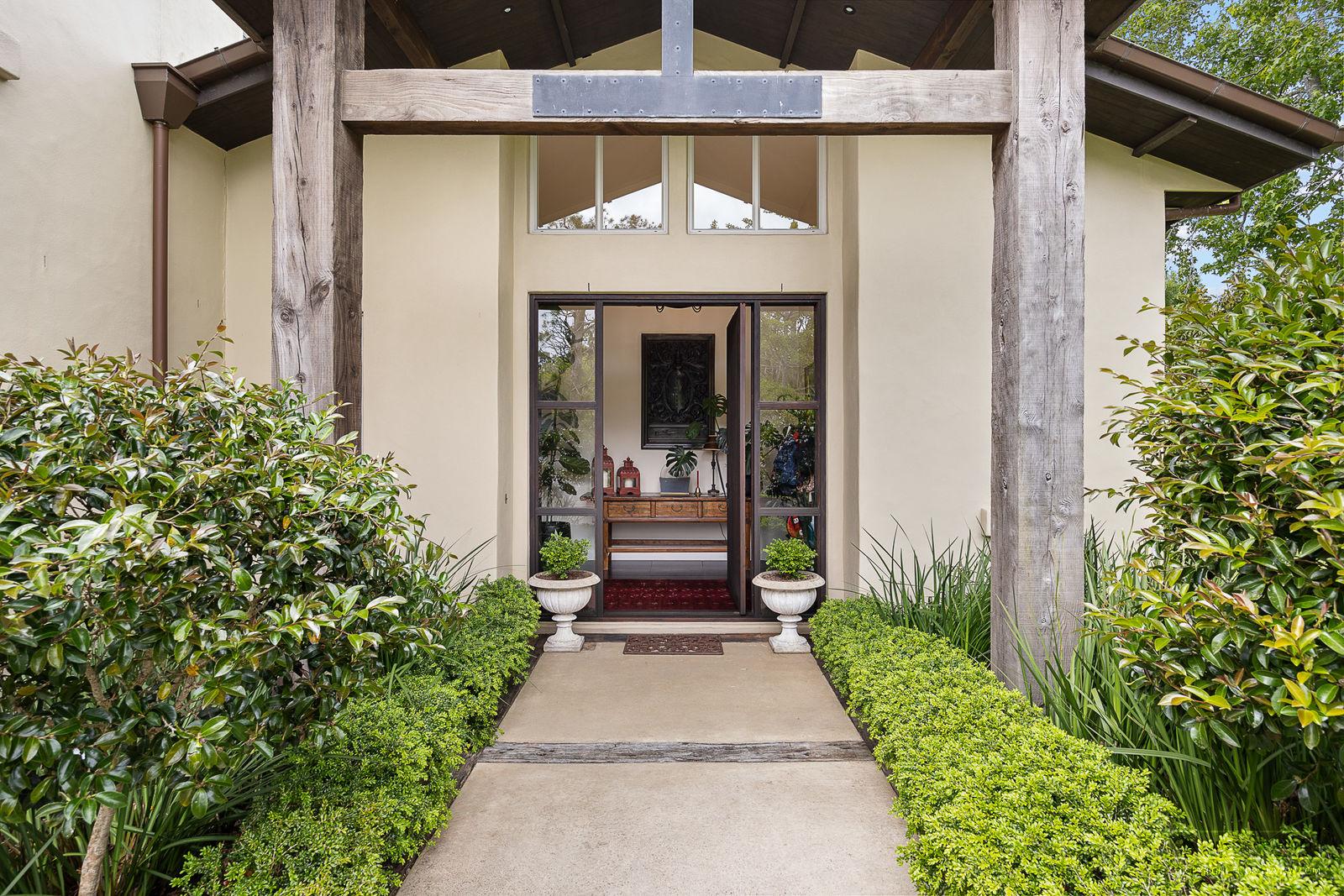 Slider image of 5 Dysart Lane, Auckland