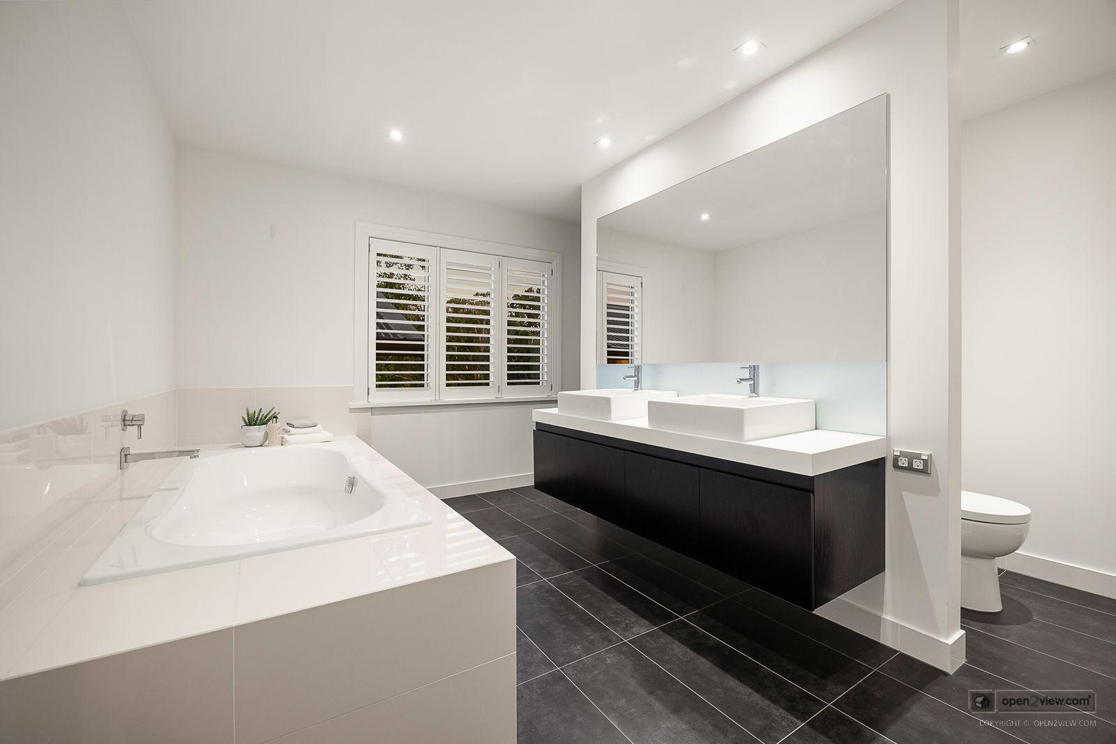 Slider image of 5 Dysart Lane, Auckland