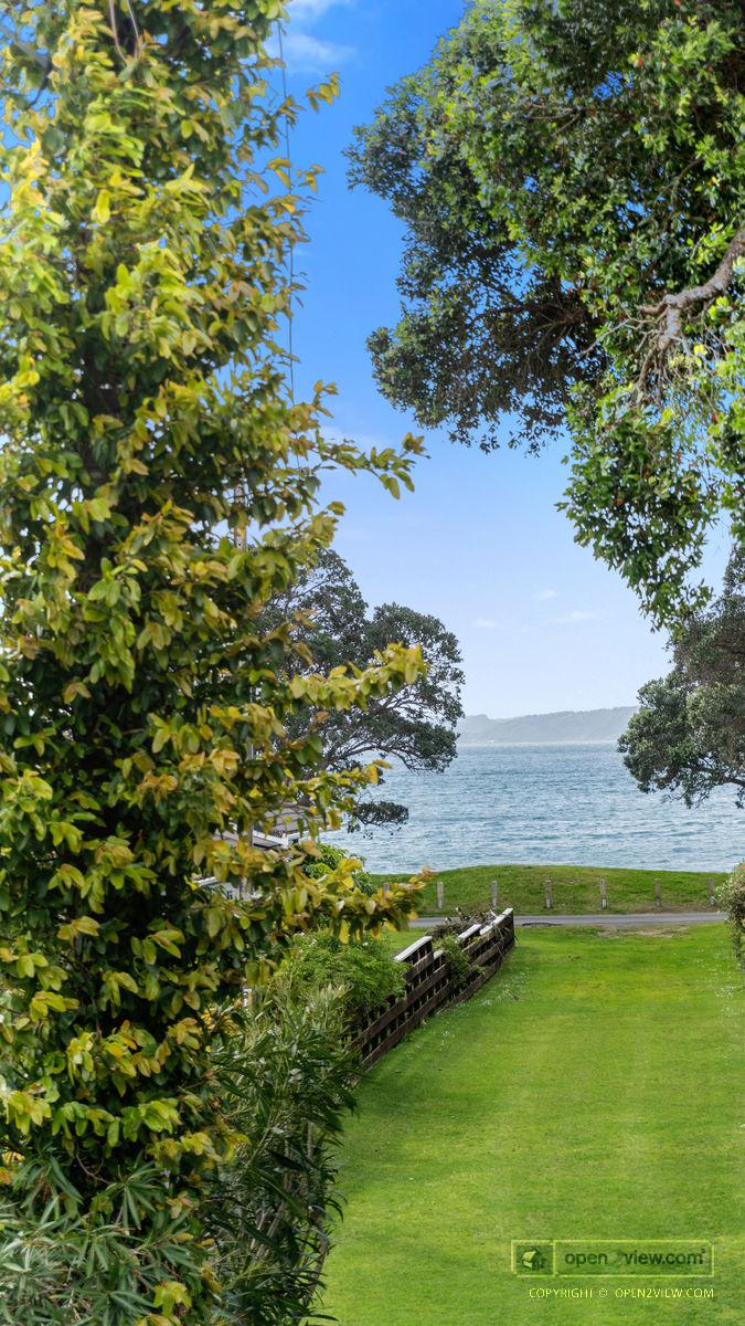 Slider image of 37 Laurence Street, Auckland