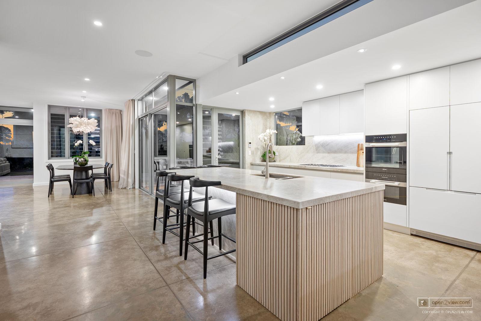 Slider image of 37 Laurence Street, Auckland