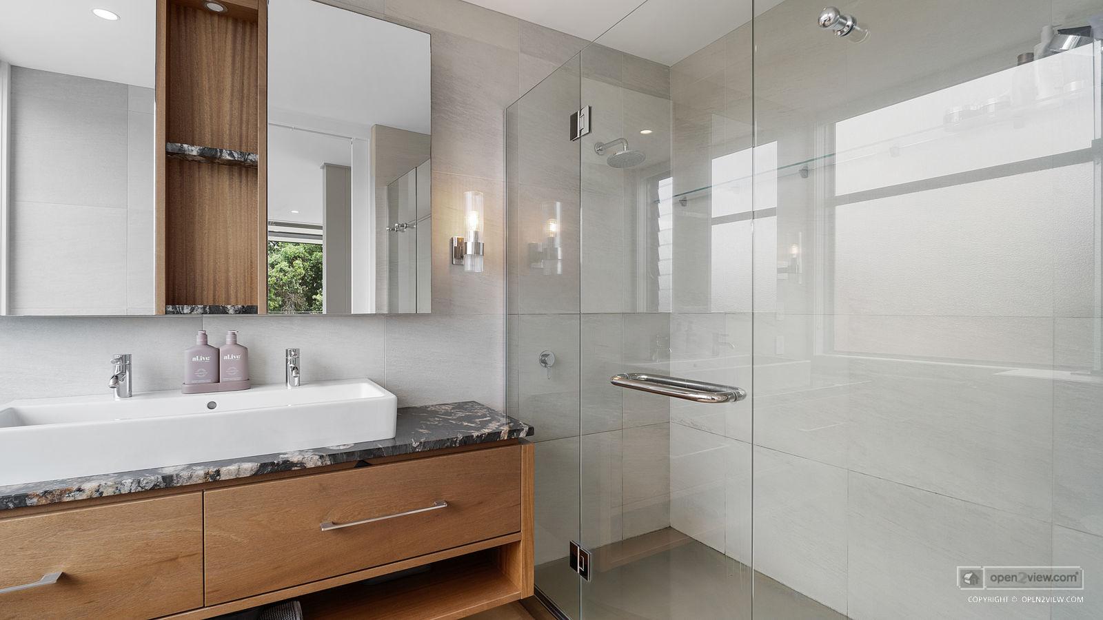 Slider image of 37 Laurence Street, Auckland