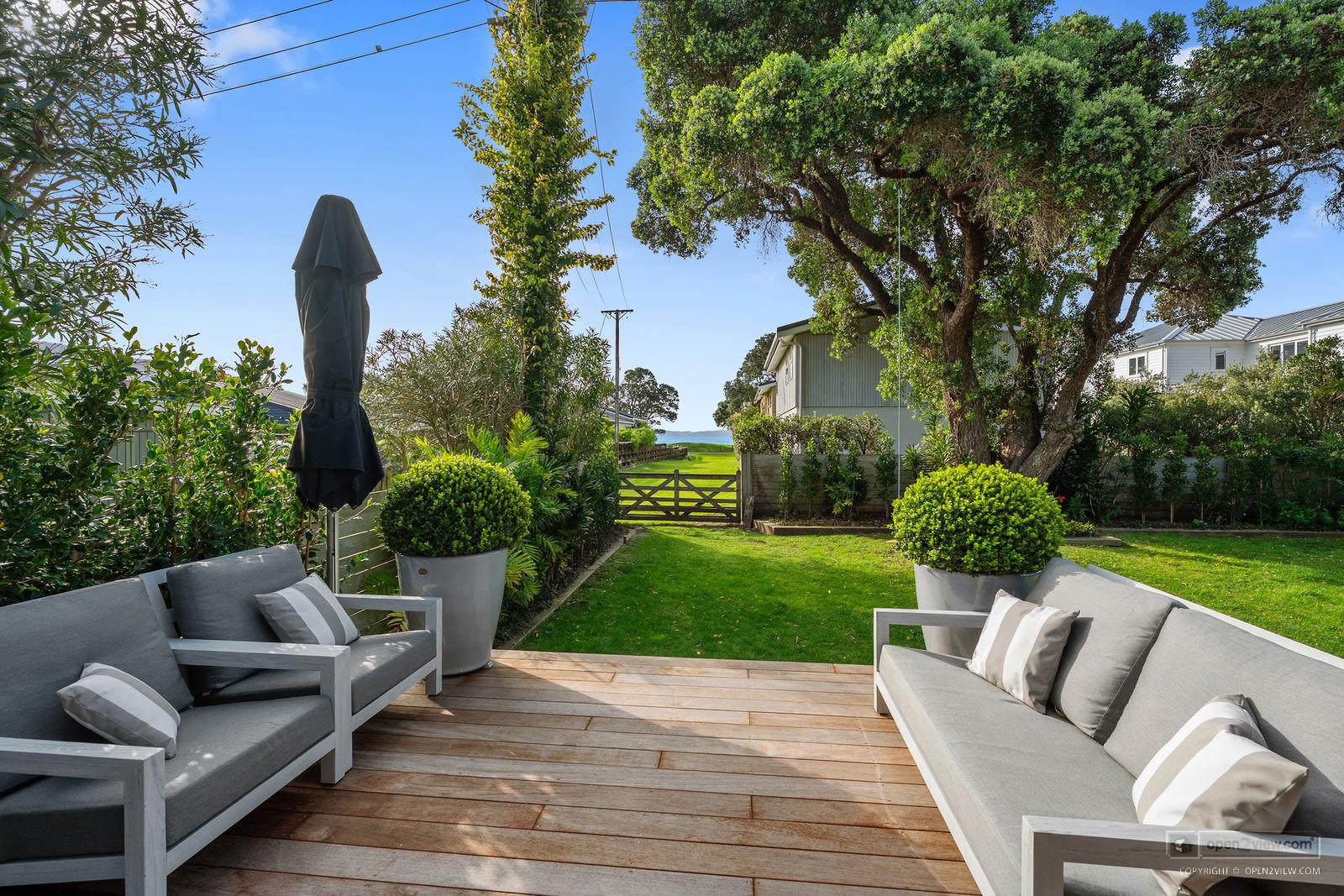 Slider image of 37 Laurence Street, Auckland