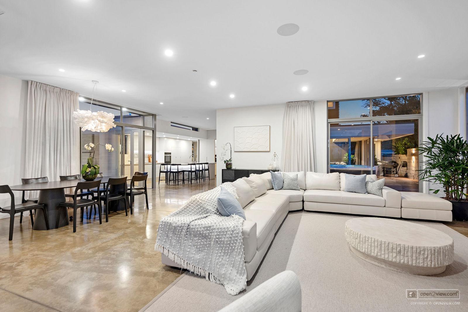 Slider image of 37 Laurence Street, Auckland