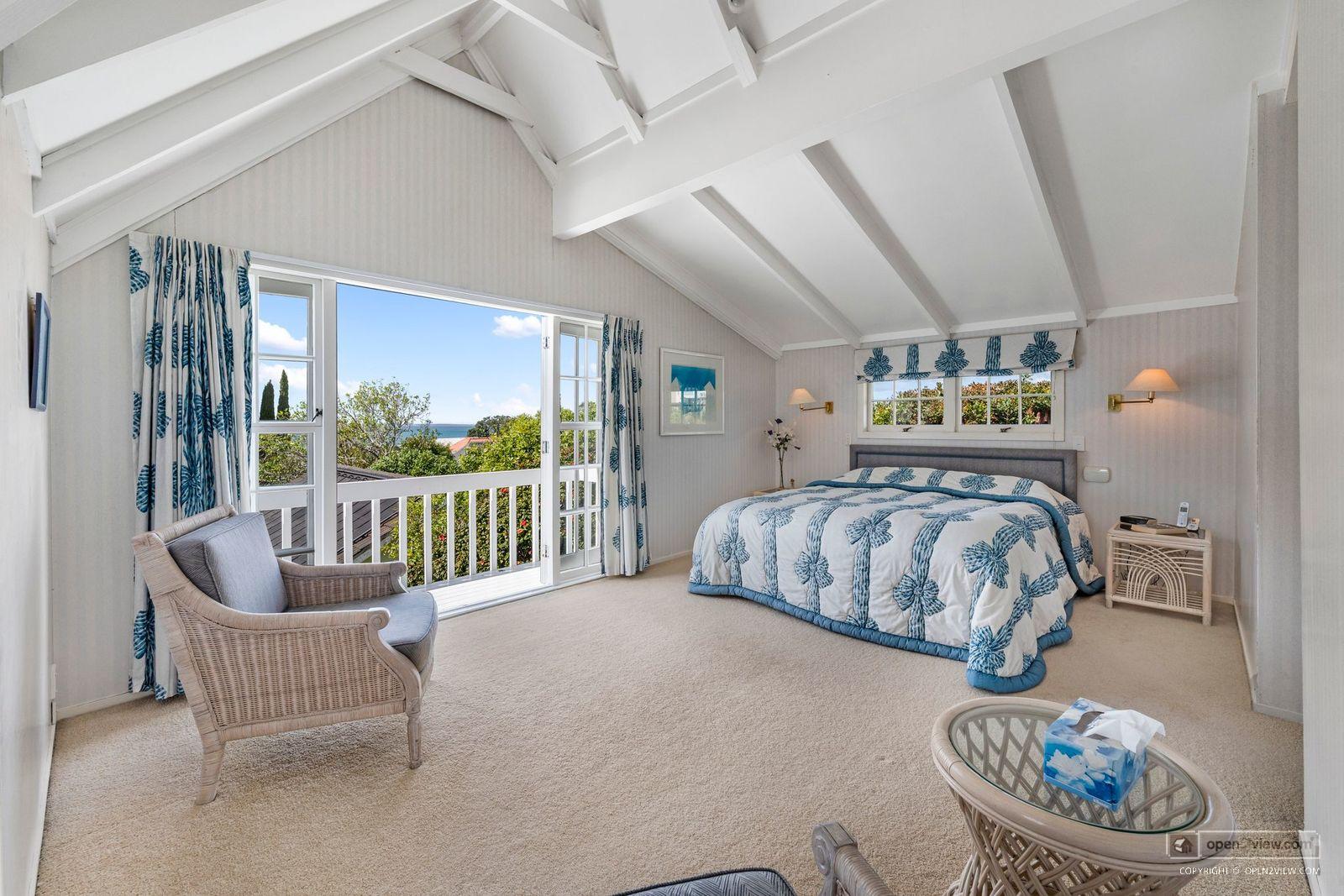 Slider image of 3A Brett Avenue, Auckland