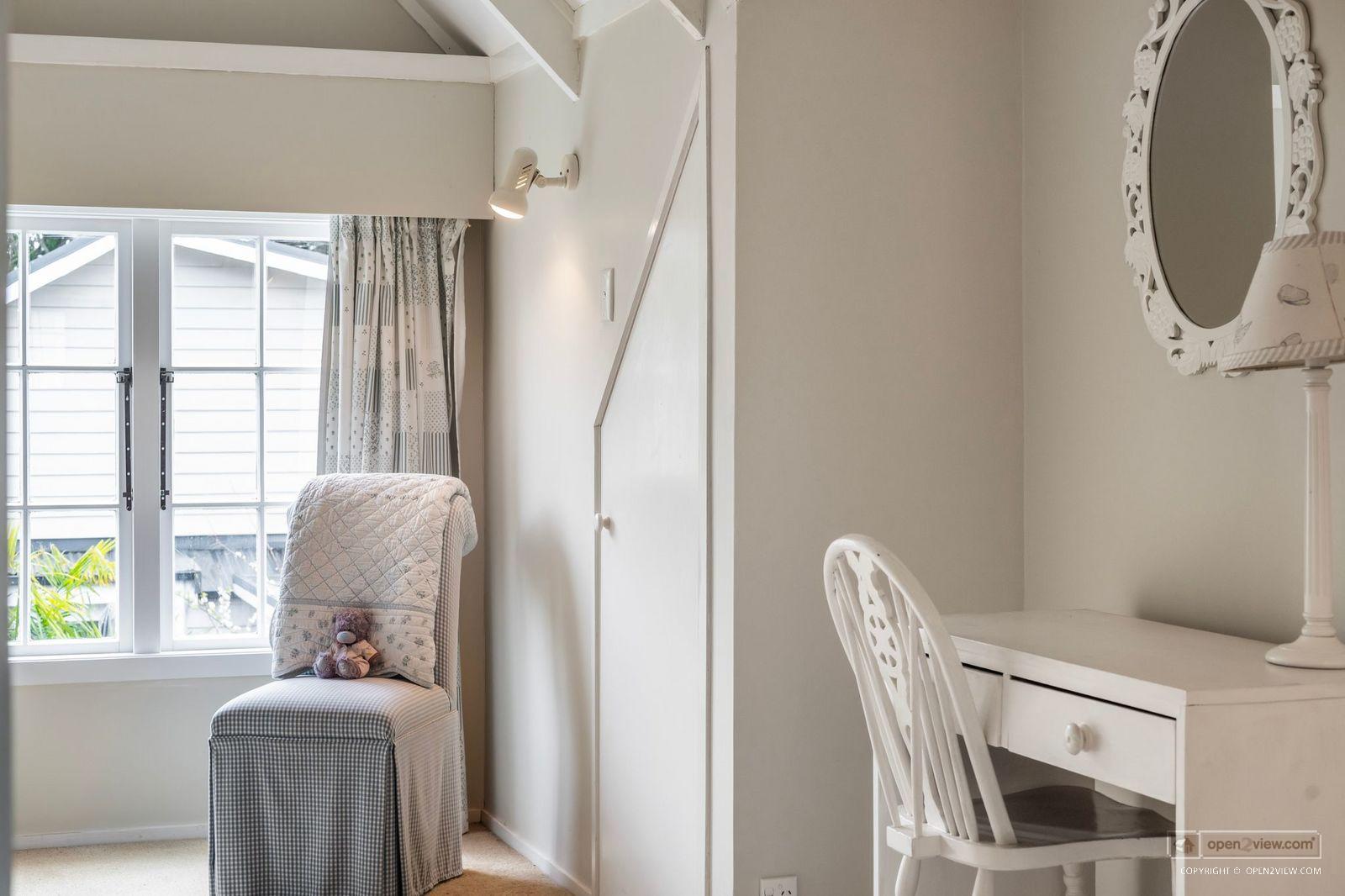 Slider image of 3A Brett Avenue, Auckland