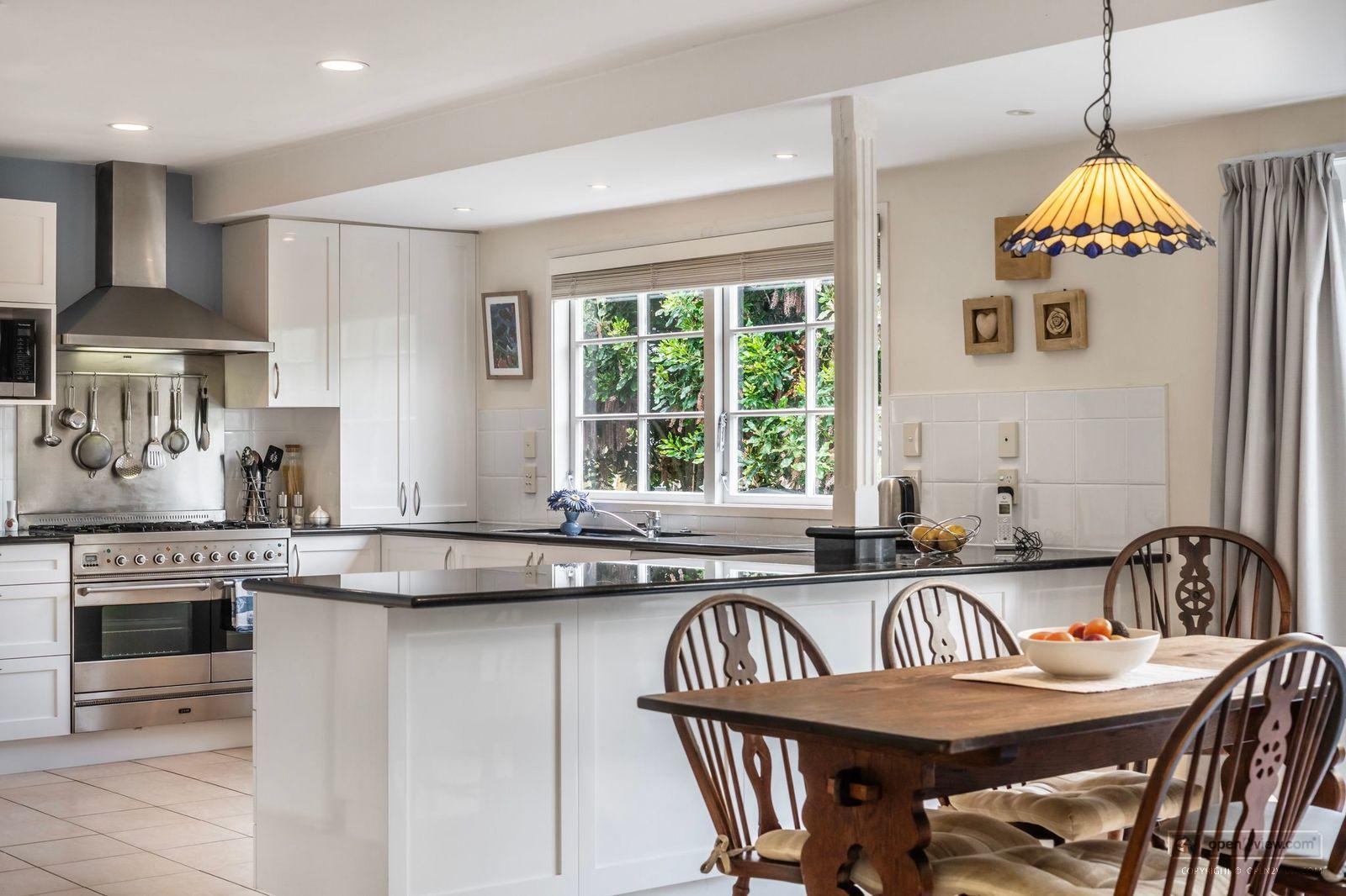 Slider image of 3A Brett Avenue, Auckland