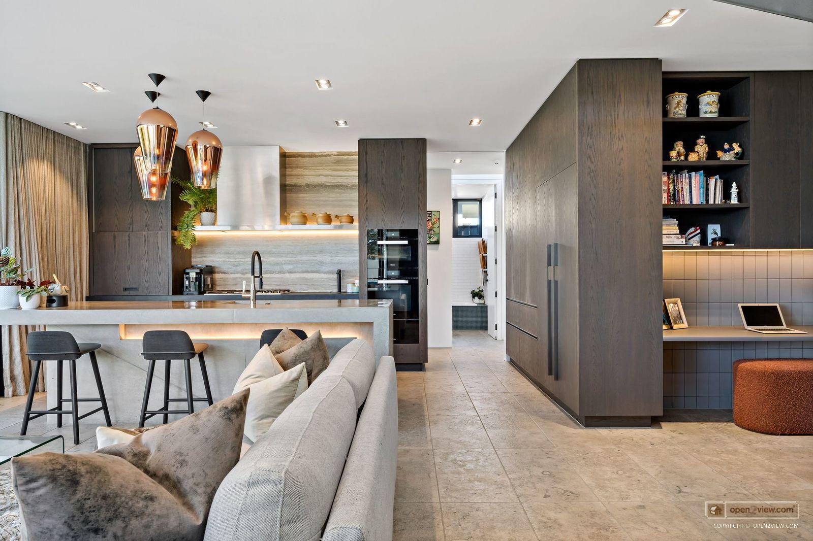 Slider image of 1/41 Craig Road, Auckland