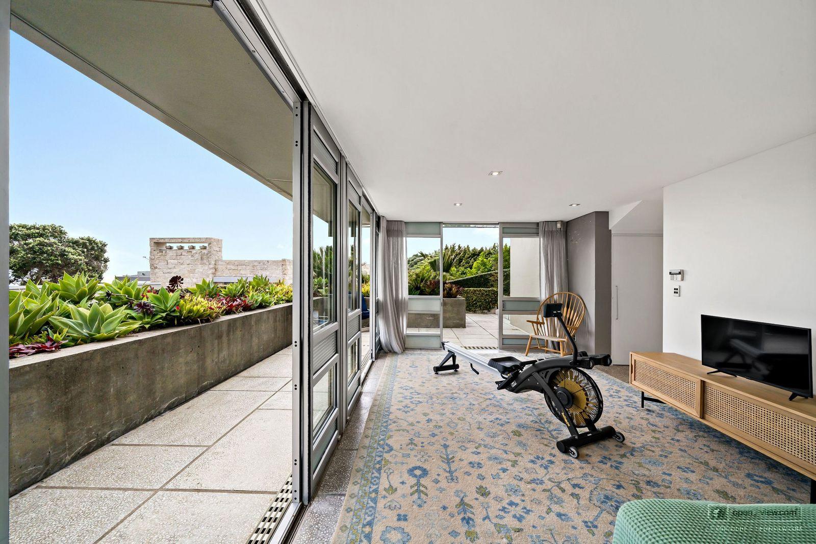 Slider image of 24 Minnehaha Avenue, Auckland