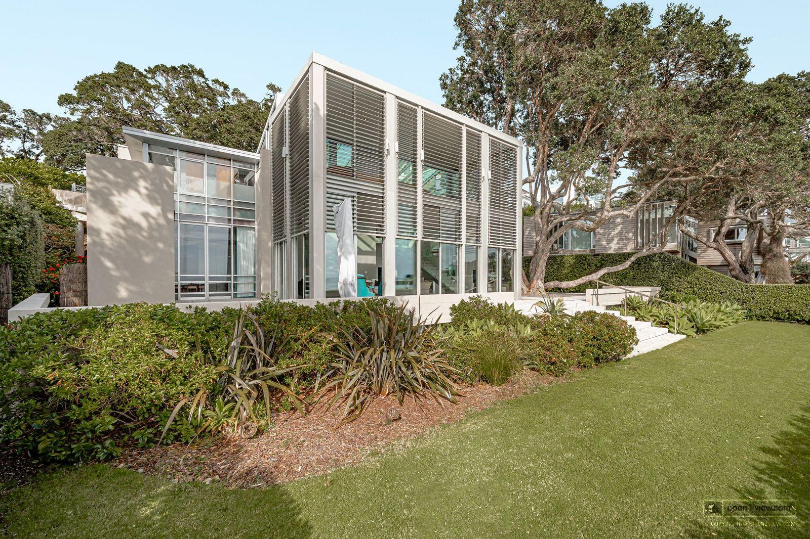 Slider image of 24 Minnehaha Avenue, Auckland